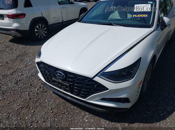 KMHL64JAXPA301479 2023 HYUNDAI SONATA White Սալոնի 360 աստիճան տեսք