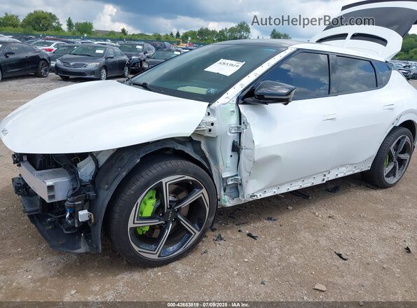 KNDC5DLE5P5133816 2023 KIA EV6 Белый 