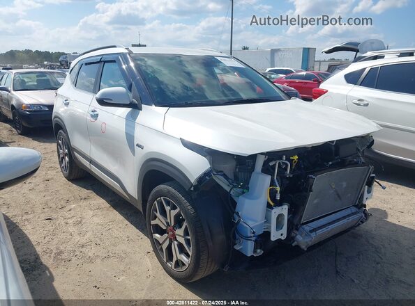KNDETCA2XM7199487 2021 KIA SELTOS White წინა მარჯვენა