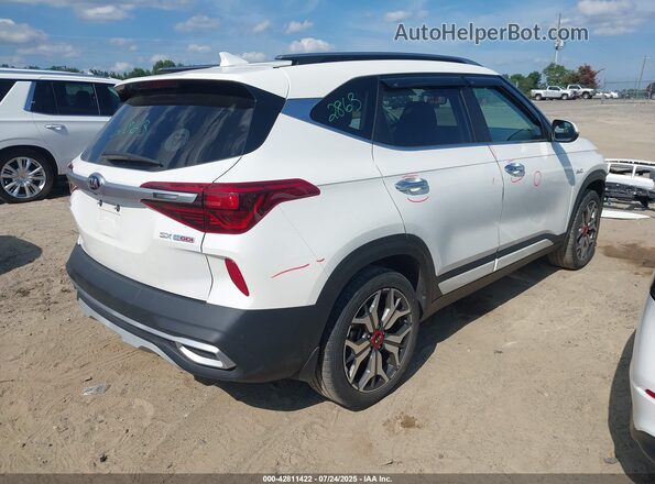 KNDETCA2XM7199487 2021 KIA SELTOS White უკანა მარჯვენა