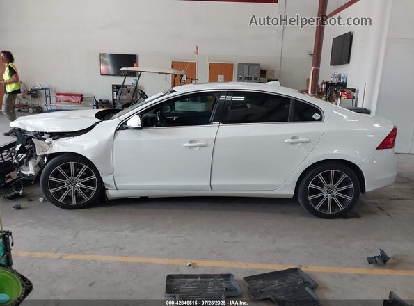 LYV612TM3GB091585 2016 VOLVO S60 INSCRIPTION White Панорамний вид салону 360°
