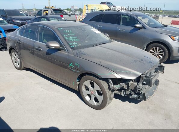 SAJAE4BG9HA954227 2017 JAGUAR XF Gold Delantero derecho