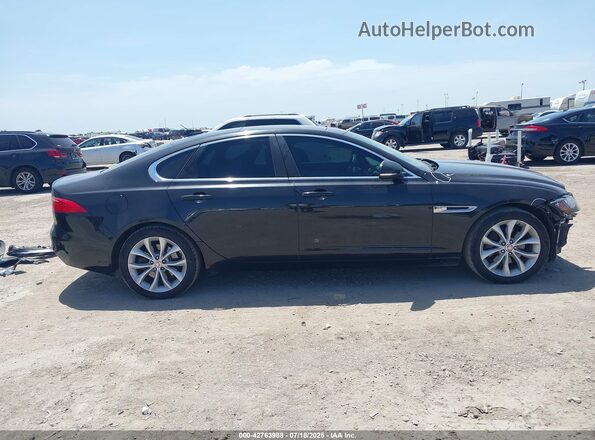 SAJBD4FX1JCY56501 2018 JAGUAR XF Black უკანა სალონის ხედი