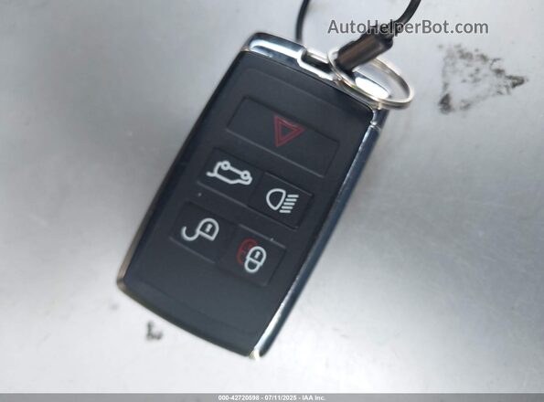 SAL1P9EU0SA454870 2025 LAND ROVER RANGE ROVER SPORT White Вид панелі приладів