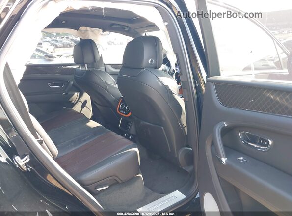 SJAAM2ZV9LC029682 2020 BENTLEY BENTAYGA Черный Вид наклейки с VIN-кодом