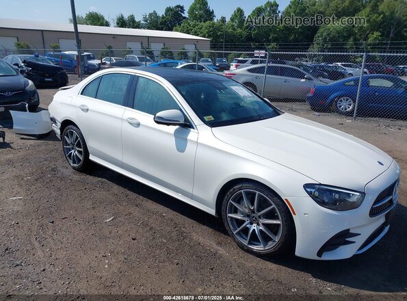 W1KZF8DB9MA919727 2021 MERCEDES-BENZ E-CLASS Белый Передняя правая четверть