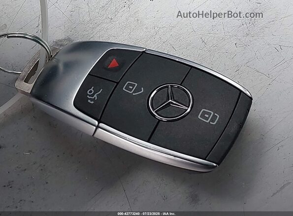 W1N9M0CB1RN104577 2024 MERCEDES-BENZ EQB 250 SUV Black წინა პანელის ხედი