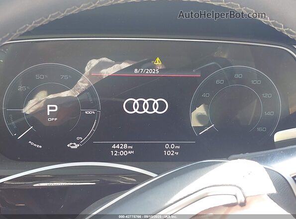 WA15AAGE7RB063294 2024 AUDI Q8 E-TRON Черный Вид задних сидений