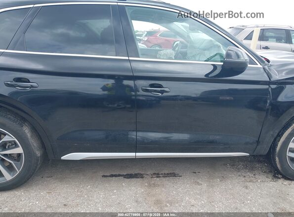 WA1BAAFY5M2125363 2021 AUDI Q5 Black Rear interior view