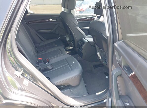 WA1BNAFY9L2013233 2020 AUDI Q5 Черный Вид наклейки с VIN-кодом