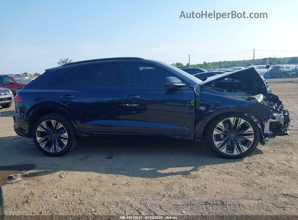 WA1EVBF19RD019455 2024 AUDI Q8 Черный Вид задней части салона