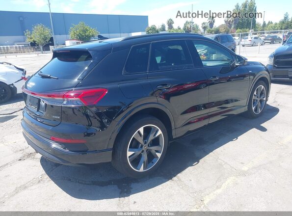WA1KUBFZ1RP056123 2024 AUDI Q4 Черный Задняя правая четверть