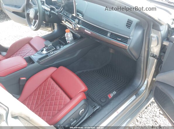 WAUC4CF50SA011807 2025 AUDI S5 Green Widok wnętrza z przodu