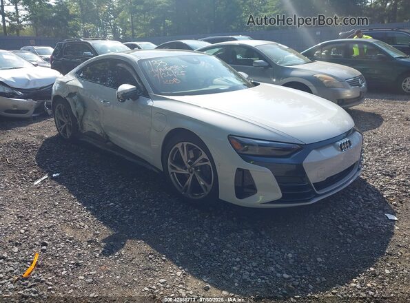 WAUDJBFW1R7001133 2024 AUDI E-TRON White Przód prawy