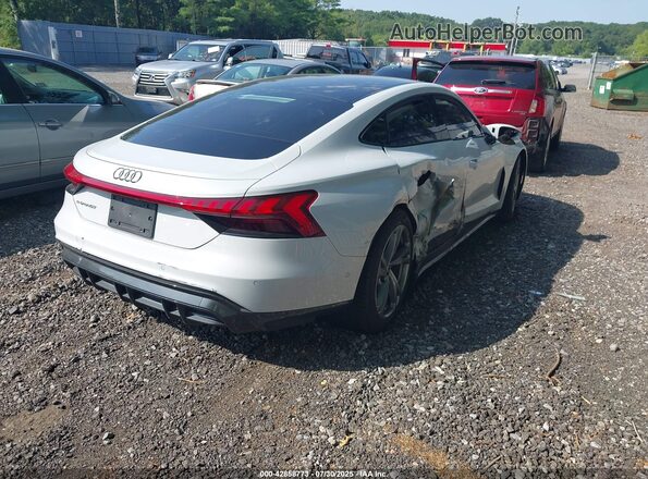 WAUDJBFW1R7001133 2024 AUDI E-TRON White Tył prawy