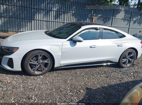 WAUDJBFW1R7001133 2024 AUDI E-TRON White Widok wnętrza 360 stopni