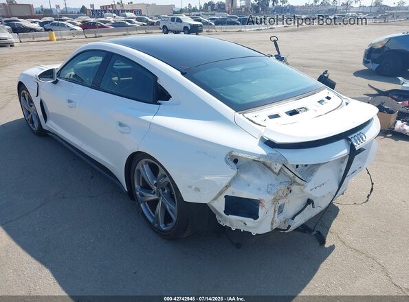WAUFJBFW4R7001040 2024 AUDI E-TRON Белый Задняя левая четверть
