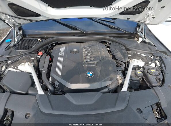 WBA7T4C04MCG02655 2021 BMW OTHER White Widok z tyłu