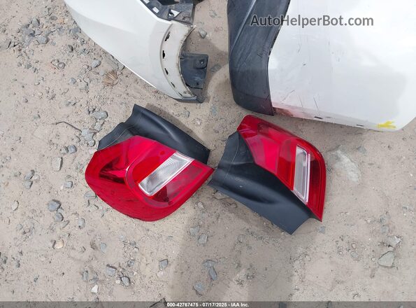 WDCTG4EB2HJ286718 2017 MERCEDES-BENZ GLA 250 White Vista del cuadro de instrumentos