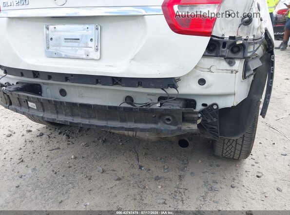 WDCTG4EB2HJ286718 2017 MERCEDES-BENZ GLA 250 White 