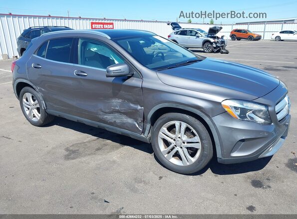 WDCTG4GB0HJ319390 2017 MERCEDES-BENZ GLA 250 Gray Front right