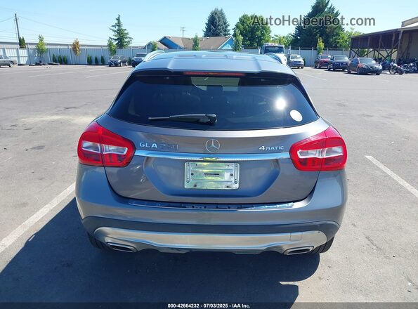 WDCTG4GB0HJ319390 2017 MERCEDES-BENZ GLA 250 Gray 
