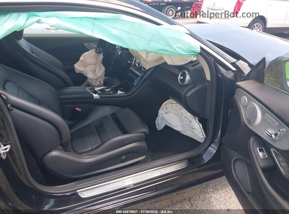 WDDWJ4KB5HF448505 2017 MERCEDES-BENZ C-CLASS Черный Вид салона спереди