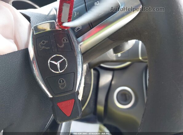 WDDWJ6EB6HF540200 2017 MERCEDES-BENZ AMG C 43 Black Vista del salpicadero