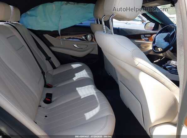 WDDZF4JB6HA015188 2017 MERCEDES-BENZ E-CLASS Black Widok naklejki z numerem VIN