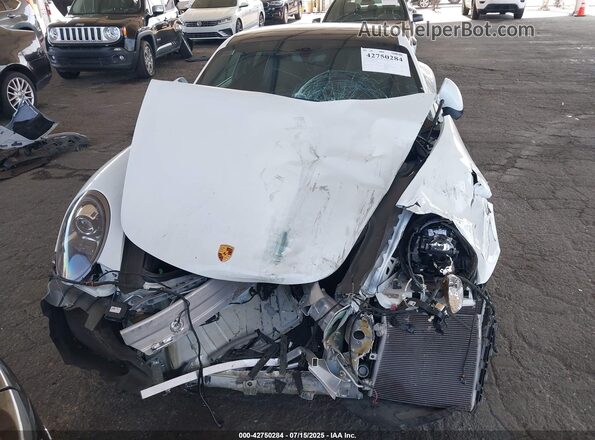 WP0AA2A90KS103419 2019 PORSCHE 911 White Вид задньої частини салону