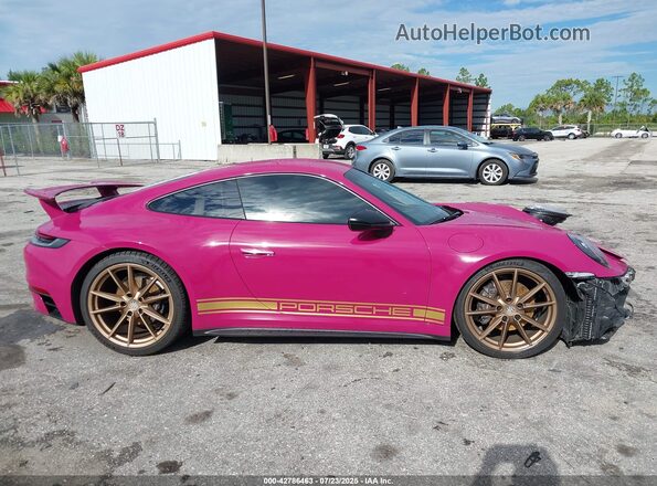WP0AA2A99PS205681 2023 PORSCHE 911 Pink Widok wnętrza 360 stopni