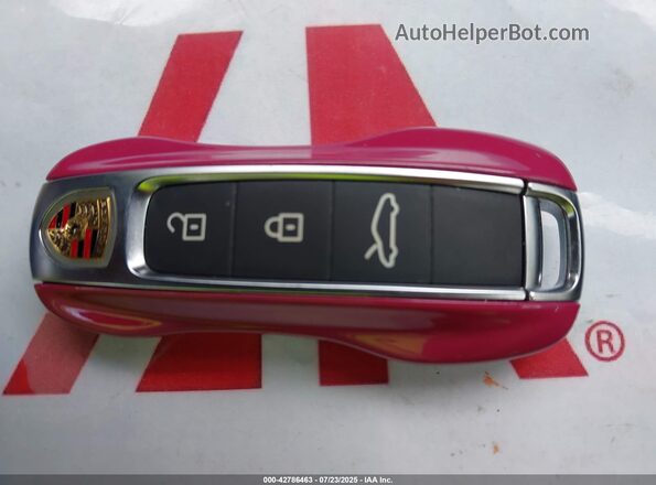 WP0AA2A99PS205681 2023 PORSCHE 911 Pink Widok deski rozdzielczej