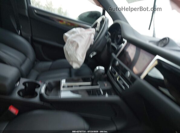 WP1AA2A54PLB21077 2023 PORSCHE MACAN Gray Vista interior delantera