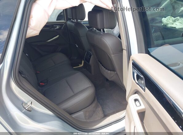 WP1AA2A57NLB04304 2022 PORSCHE MACAN Серебряный Вид наклейки с VIN-кодом