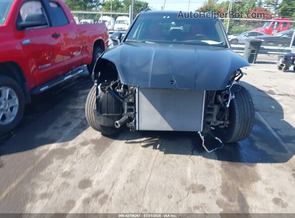 WP1AA2AYXSDA01474 2025 PORSCHE CAYENNE Black Widok wnętrza z tyłu