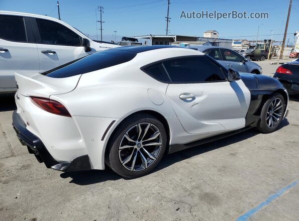 WZ1DB0C09MW039777 2021 TOYOTA SUPRA Белый Передняя правая четверть