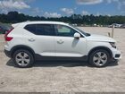 2020 Volvo Xc40 T4 Momentum Белый vin: YV4AC2HK6L2264603