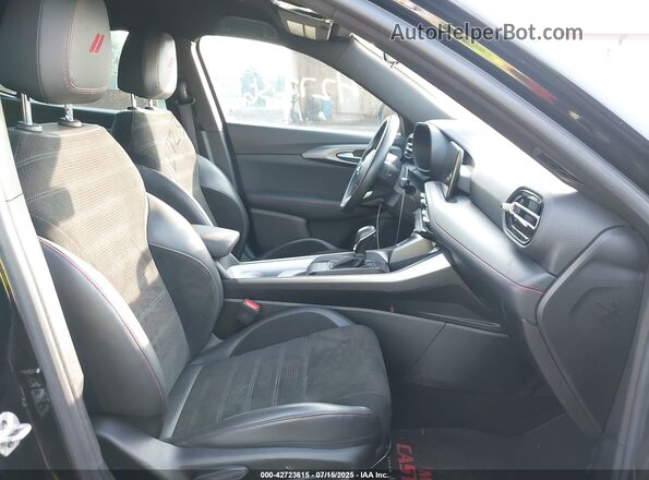 ZACNDFANXP3A03751 2023 DODGE OTHER Black Widok wnętrza z przodu