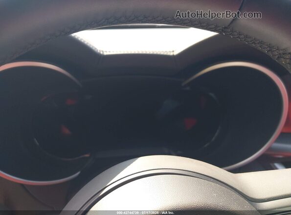 ZASPAKBNXR7D80041 2024 ALFA ROMEO STELVIO Белый Вид задних сидений