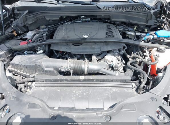 ZN682AVM0P7422381 2023 MASERATI GRECALE Gray Rear view