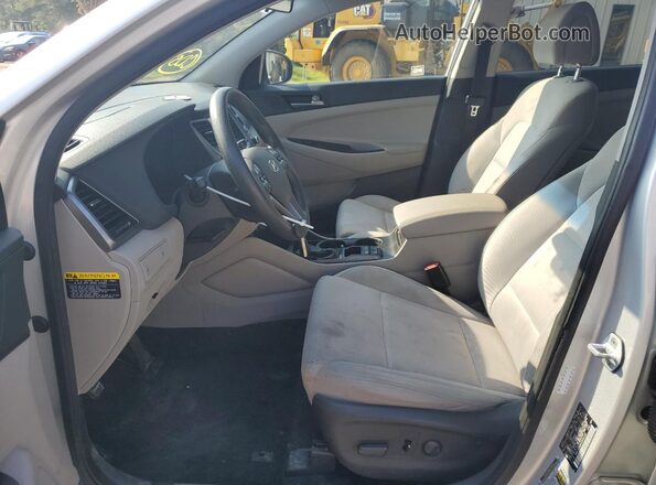 KM8J3CA44JU644122 2018 HYUNDAI TUCSON Silver Widok deski rozdzielczej
