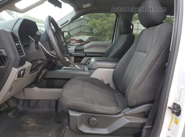 1FTEW1EPXJFB84166 2018 FORD F150 White Dashboard view
