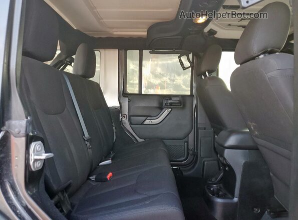 1C4BJWDG6JL861182 2018 JEEP WRANGLER Gray Vista de los asientos traseros