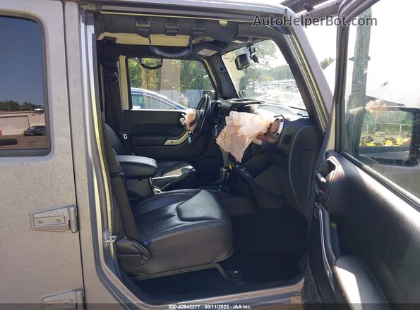 1C4HJWEG1GL180705 2016 JEEP WRANGLER UNLIMITED Серый Вид салона спереди