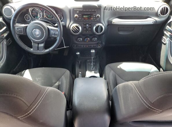 1C4HJWEG7JL926985 2018 JEEP WRANGLER Угольный Вид панели приборов