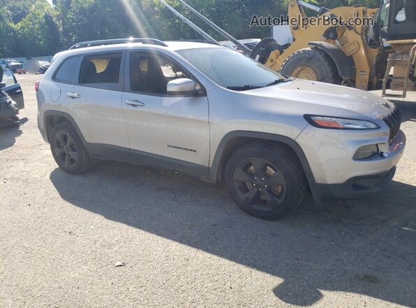 1C4PJLCB5JD519419 2018 JEEP CHEROKEE Silver Առջևի աջ