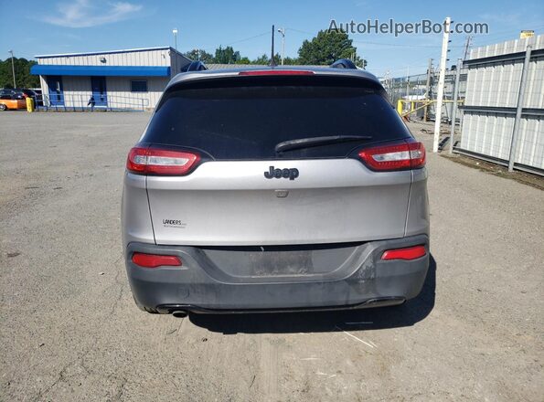1C4PJLCB5JD519419 2018 JEEP CHEROKEE Silver Հետևի տեսք