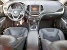 2018 Jeep Cherokee Latitude Plus Серебряный vin: 1C4PJLLB3JD621673