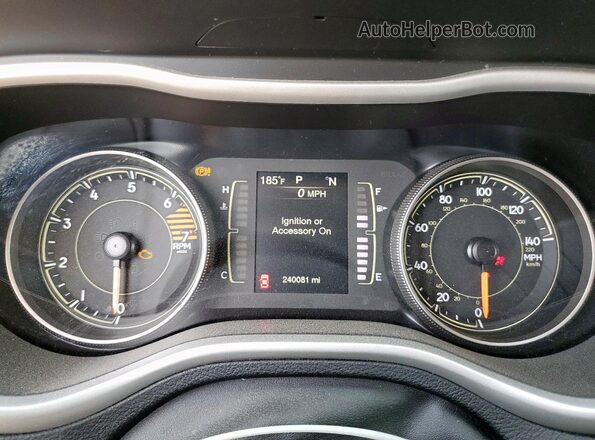 1C4PJLLB3JD621673 2018 JEEP CHEROKEE Серебряный Вид задних сидений