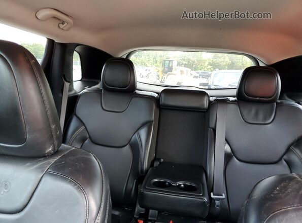 1C4PJMDB7JD617680 2018 JEEP CHEROKEE Black უკანა სავარძლების ხედი